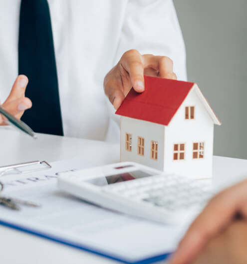 housing
	benefit

It helps pay rent when unemployed, on a low income or claiming benefits. Now replaced by Universal Credit. 